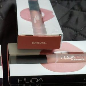 Huda Beauty Lippie